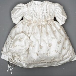 Silk Handmade Christening Dress for girl 0-11 months:
7 to 20 Lb and 19 to 29 "